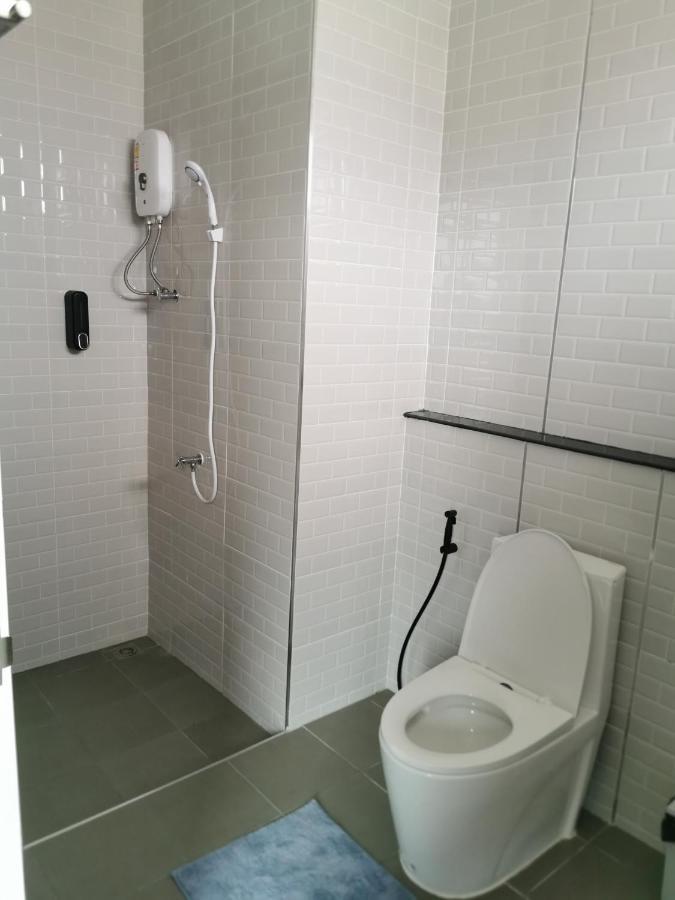 The 8 Hostel Buriram Extérieur photo